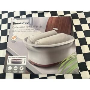 Brookstone Collapsible Towel Warmer with box. Never used